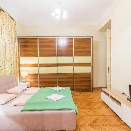 Bessara Apartment บูดาเปสต์ ภายนอก รูปภาพ