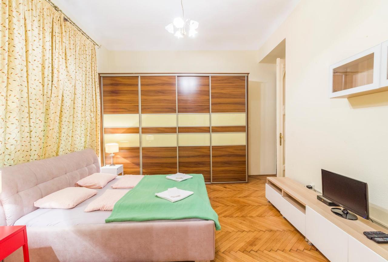 Bessara Apartment บูดาเปสต์ ภายนอก รูปภาพ