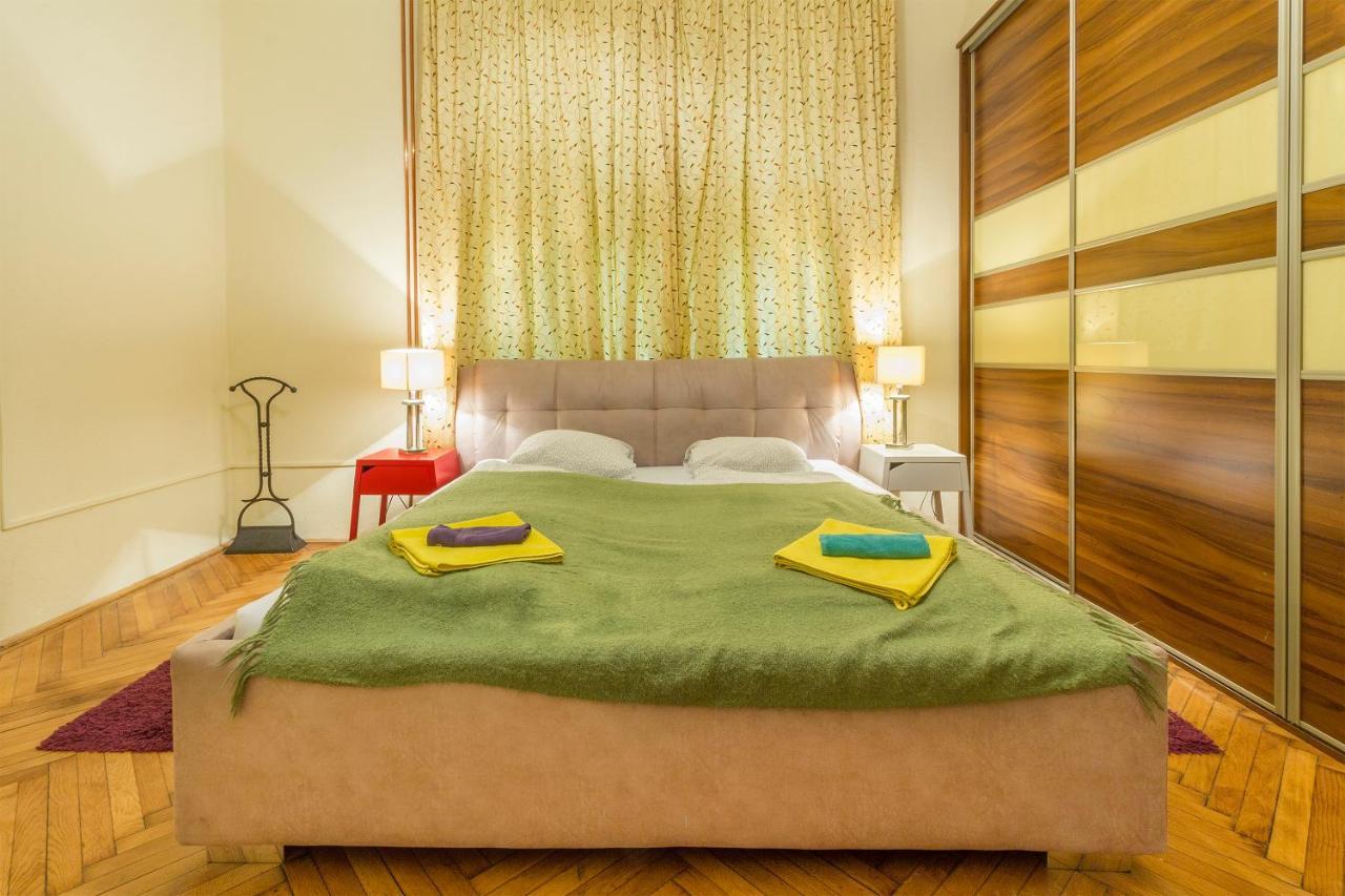Bessara Apartment บูดาเปสต์ ภายนอก รูปภาพ