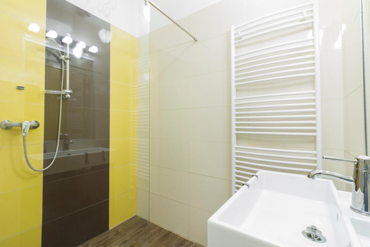 Bessara Apartment บูดาเปสต์ ภายนอก รูปภาพ